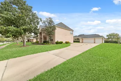 3505 Parkside Drive, Pearland, TX 77584 - Photo 3