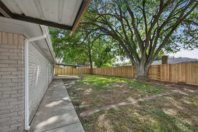 1910 Coupland Drive, La Porte, TX 77571 - Photo 25