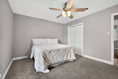 1910 Coupland Drive, La Porte, TX 77571 - Photo 15