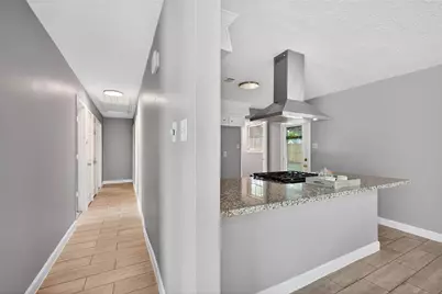 1910 Coupland Drive, La Porte, TX 77571 - Photo 13