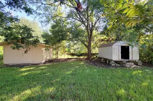 2005 Lenz St, La Marque, TX 77568 - Photo 25
