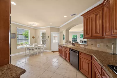1722 Parklake Vlg, Katy, TX 77450 - Photo 5