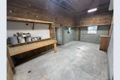 1013 Highway 87, Crystal Beach, TX 77650 - Photo 17