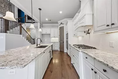 1628 Longwood Glen Lane, Friendswood, TX 77546 - Photo 7