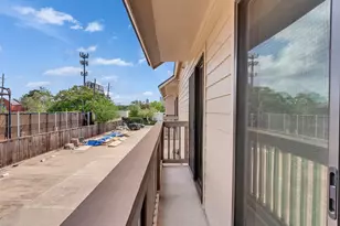 2829 Timmons Ln, Houston, TX 77027 - Photo 17