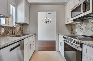 2829 Timmons Ln, Houston, TX 77027 - Photo 5