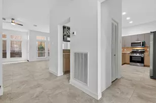 4720 Post Oak Timber Dr, Houston, TX 77056 - Photo 5