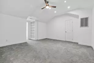 4720 Post Oak Timber Dr, Houston, TX 77056 - Photo 37