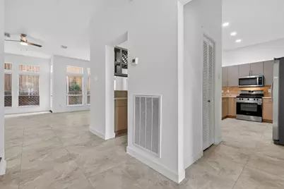 4720 Post Oak Timber Drive #23, Houston, TX 77056 - Photo 5