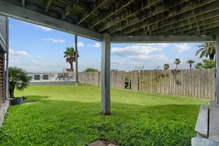 8111 Broadway St, Galveston, TX 77554 - Photo 43