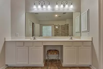 7 Vincent Court, The Woodlands, TX 77382 - Photo 23