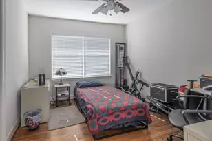 11010 Cedarhurst Dr, Houston, TX 77096 - Photo 15