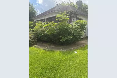 1439 Interstate 10 E, Beaumont, TX 77701 - Photo 1
