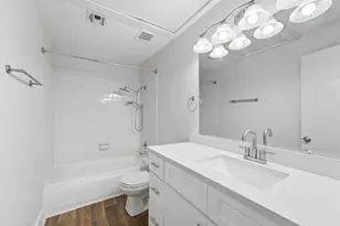 9707 Richmond Ave, Houston, TX 77042 - Photo 15