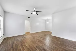 9707 Richmond Ave, Houston, TX 77042 - Photo 3