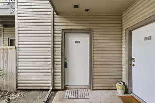 9707 Richmond Ave, Houston, TX 77042 - Photo 21