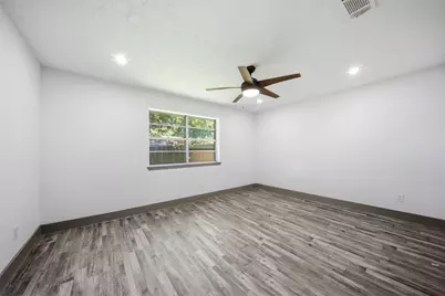 10431 Long River Drive, Sugar Land, TX 77498 - Photo 25