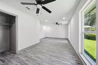 10431 Long River Drive, Sugar Land, TX 77498 - Photo 23