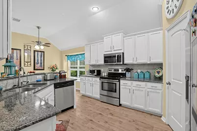 12203 Mustang Avenue, Willis, TX 77378 - Photo 9