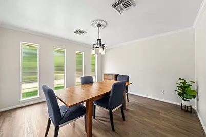 4903 Heatherglen Drive, Houston, TX 77096 - Photo 11