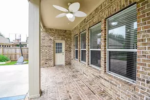 6811 Bannon Trail, Sugar Land, TX 77479 - Photo 25