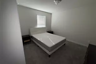 16628 Sterling Cliff Dr, Conroe, TX 77302 - Photo 7