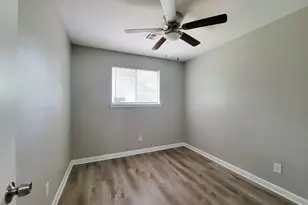 3121 Proswimmer St, Houston, TX 77088 - Photo 11