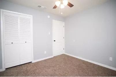 5821 Sunforest Dr, Houston, TX 77092 - Photo 25