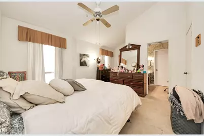 7728 Challie Lane, Houston, TX 77088 - Photo 17