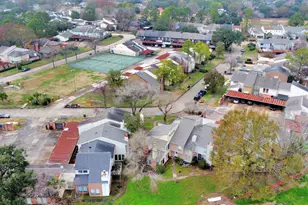 7728 Challie Ln, Houston, TX 77088 - Photo 29