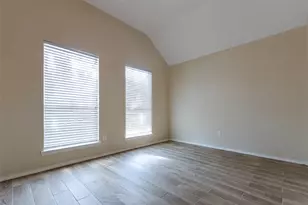 16510 Brightling Ln, Houston, TX 77090 - Photo 17
