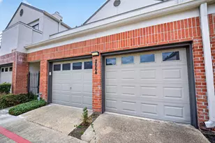 2664 Bering Dr, Houston, TX 77057 - Photo 3