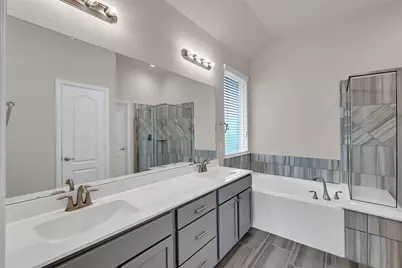 206 Brazos Drive, Baytown, TX 77523 - Photo 15