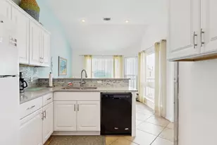 17625 San Luis Pass Rd, Galveston, TX 77554 - Photo 13