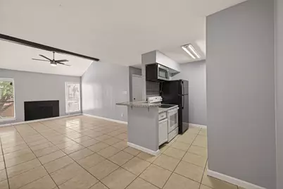 10202 Forum Park Dr #14, Houston, TX 77036 - Photo 21