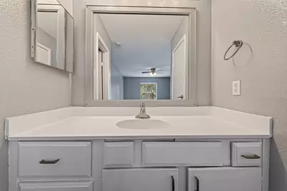 10202 Forum Park Dr #14, Houston, TX 77036 - Photo 3