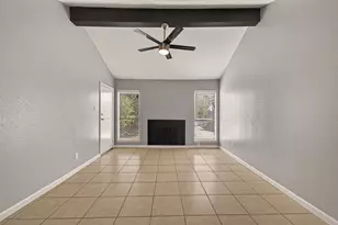 10202 Forum Park Dr, Houston, TX 77036 - Photo 27