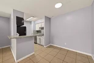 10202 Forum Park Dr, Houston, TX 77036 - Photo 23