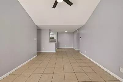 10202 Forum Park Dr #14, Houston, TX 77036 - Photo 25
