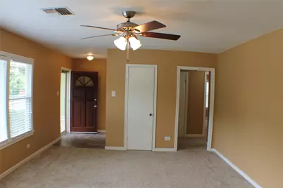 808 E Tom Green Street, Brenham, TX 77833 - Photo 3