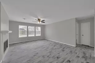 9111 Walnut Glen Dr, Houston, TX 77064 - Photo 9