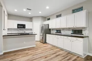 151 E Greenhill Terrace Pl, The Woodlands, TX 77382 - Photo 13