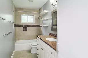 5846 Ettrick Dr, Houston, TX 77035 - Photo 29