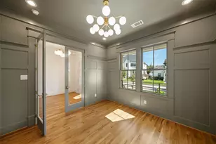826 Ralfallen St, Houston, TX 77008 - Photo 5