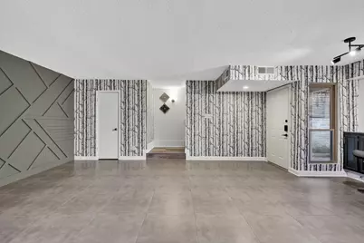 880 Tully Road #17, Houston, TX 77079 - Photo 9