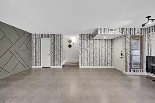 880 Tully Rd, Houston, TX 77079 - Photo 9