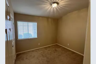 4023 Bentwood Circle, Dickinson, TX 77539 - Photo 7