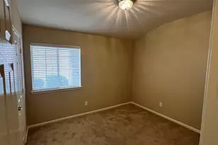 4023 Bentwood Cir, Dickinson, TX 77539 - Photo 7