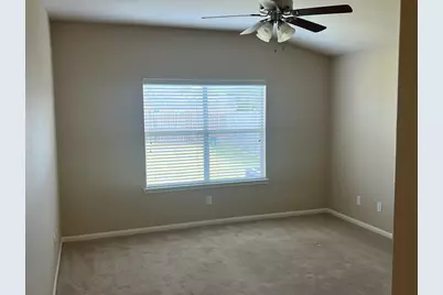 4023 Bentwood Circle, Dickinson, TX 77539 - Photo 9