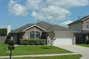 4023 Bentwood Cir, Dickinson, TX 77539 - Photo 1